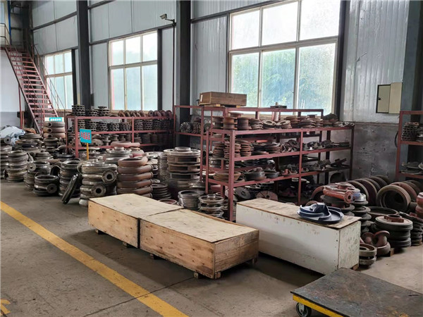 發(fa)貨車間(jiān)